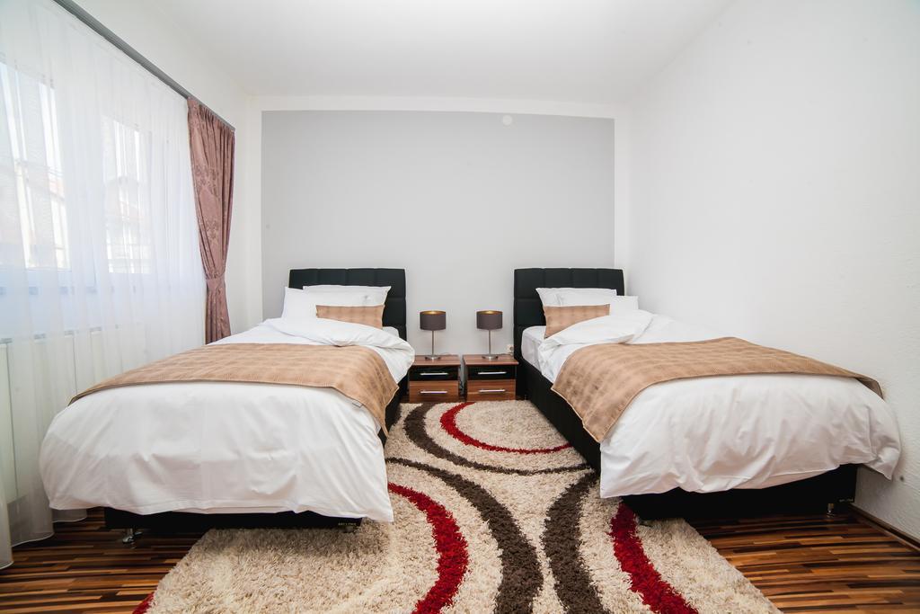 Villa Grace Bihać Extérieur photo